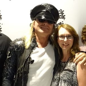 Meet your Posher, Suzanne